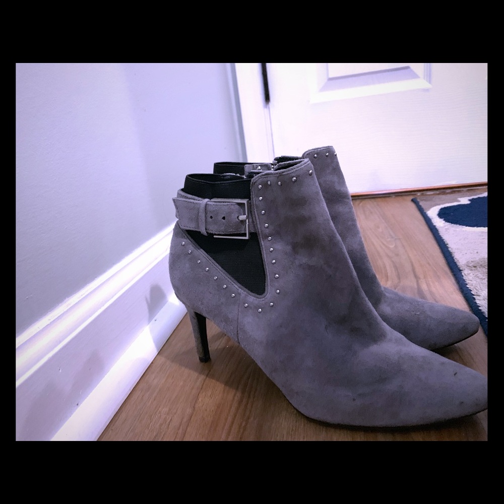High heel boots